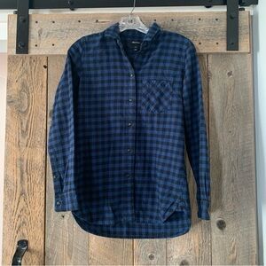 Women’s XS MADEWELL Blue Black Buffalo Plaid Sim Fit Full Button Flannel Shirt